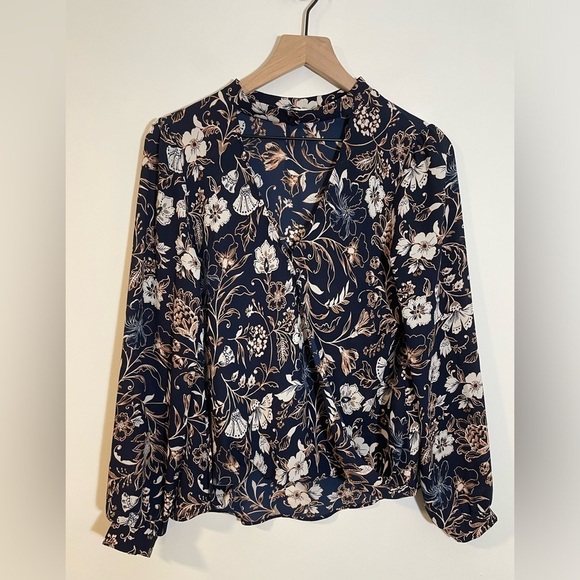Lush Tops - Lush Floral Wrap Blouse Long Sleeve Shirt Size Small Blue & White EUC Office